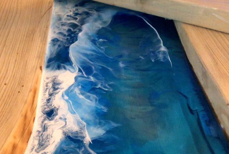 How to Make an Ocean Epoxy Table
